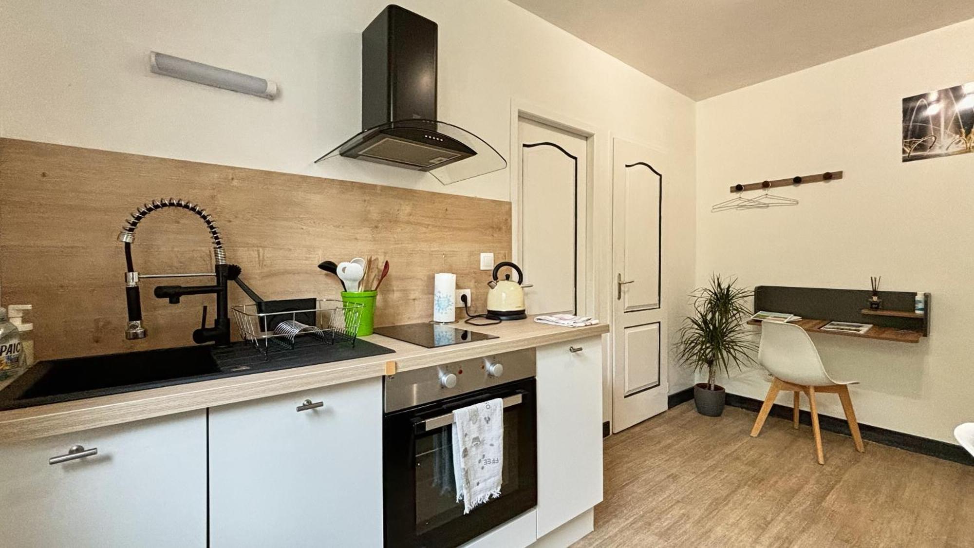 Agreable Studio En Hyper Centre Невер Екстер'єр фото